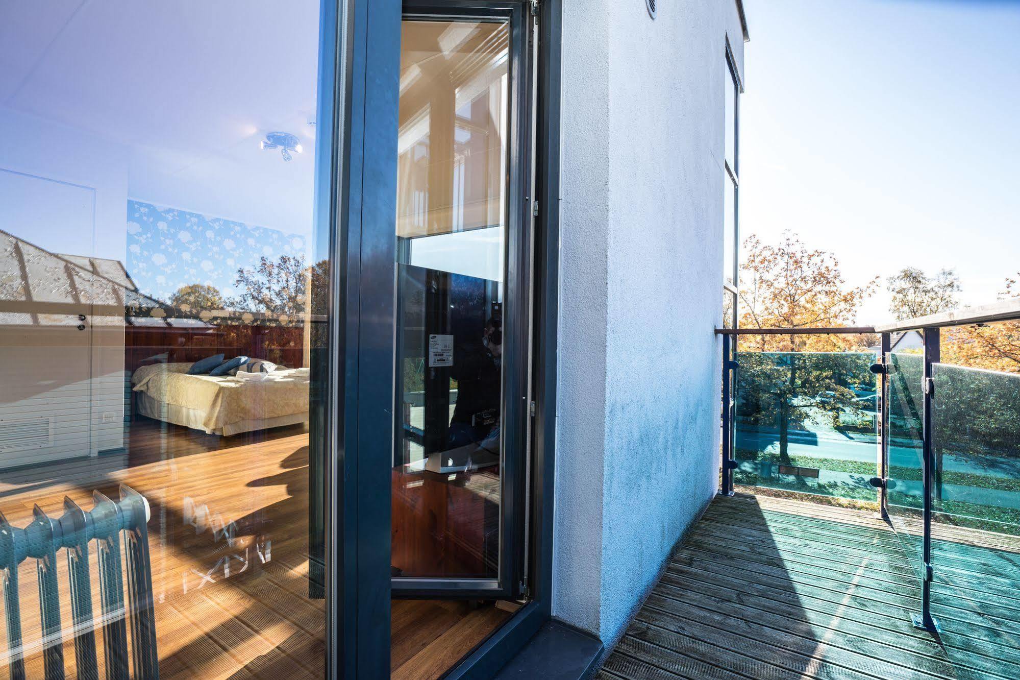 Hotell Tammsaare Pärnu Exterior foto